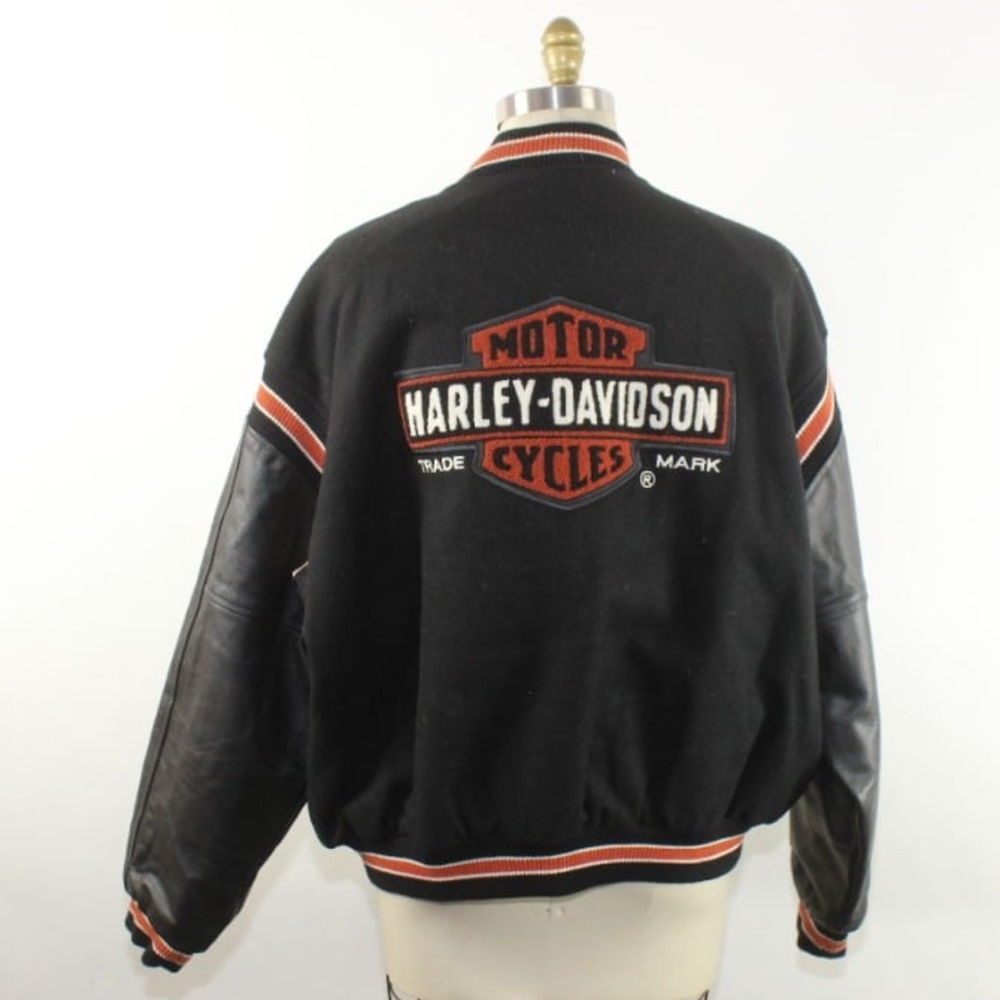 Harley Davidson Mens Motorcycle Jacket Sz 2XL
Pre owned, in very good condition
